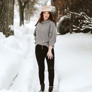 Meet your Posher, Hannah